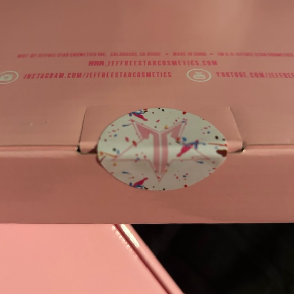Jeffree star mirrors several colors - Picture 9 of 16